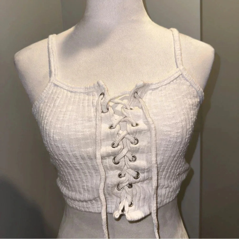 Forever 21 Ribbed White Tie Up Cropped Tank Top